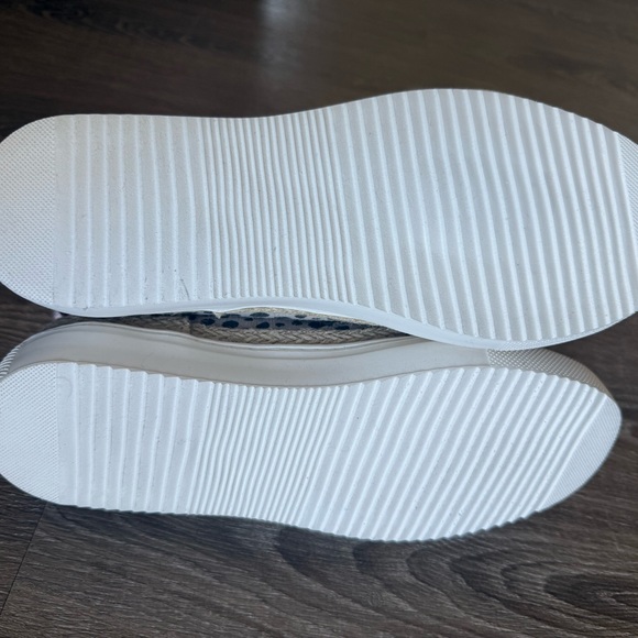 Hey Dude Peyton Cheetah Print Slip-On Women's Shoes - Picture 5 of 6